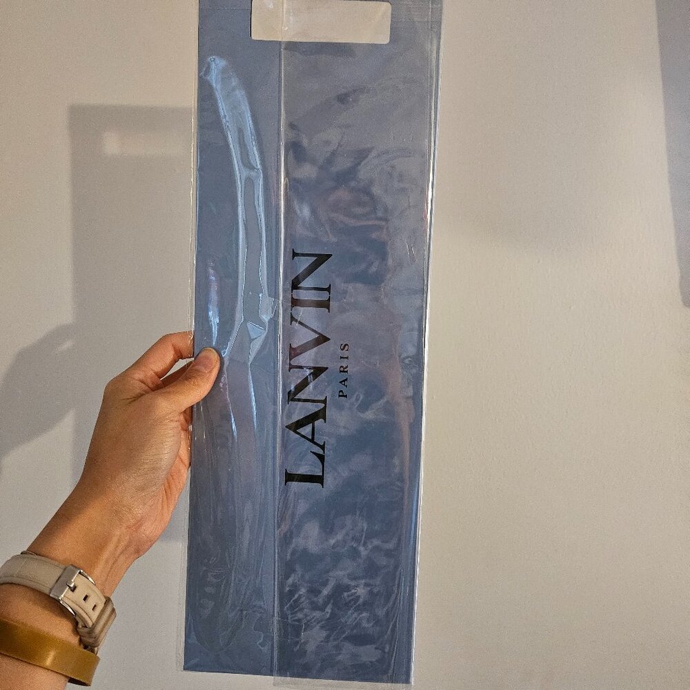 New LANVIN tie